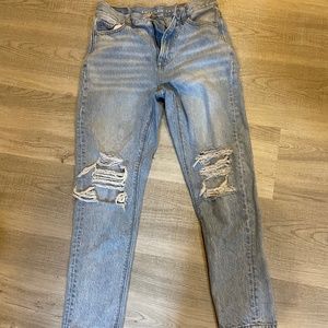 American Eagle Mom Jean